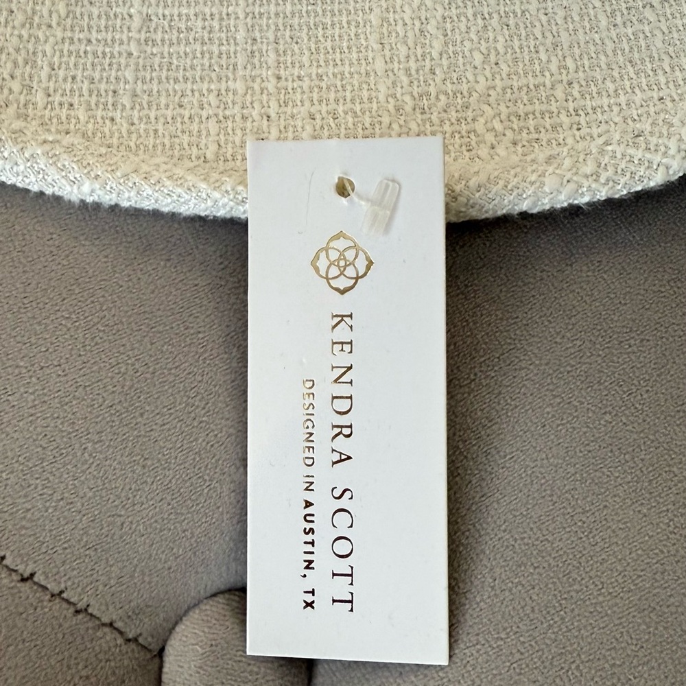 Kendra Scott Ivory Pearl-Trim Straw Cowboy Hat - Picture 3 of 4